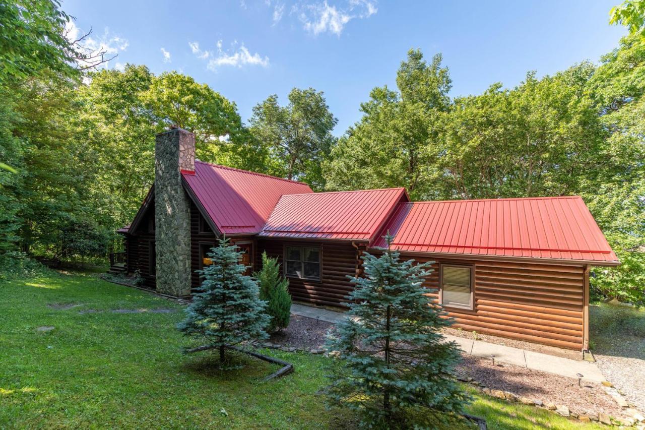 Atop Boone Villa Exterior photo